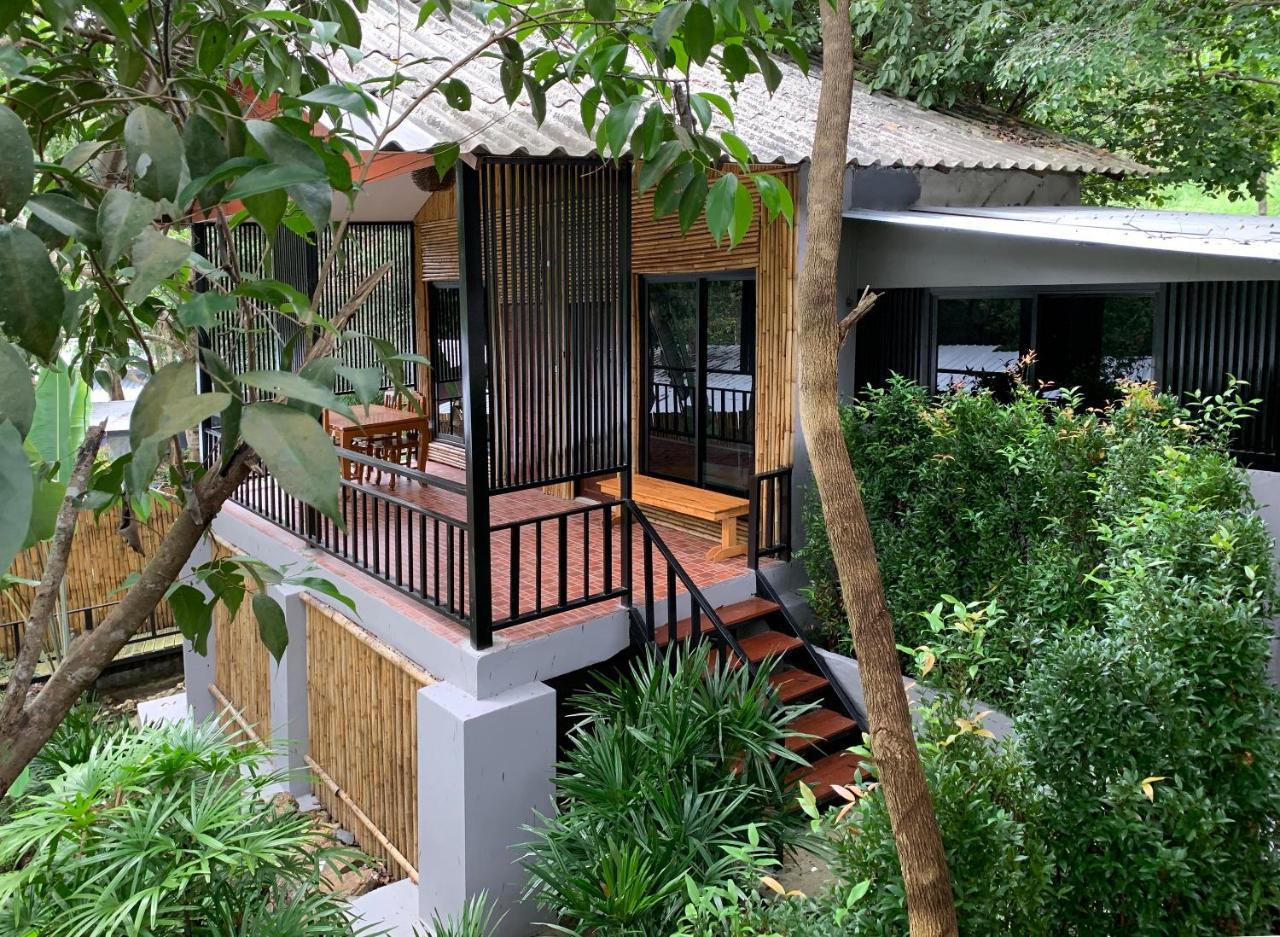 West Coast Beach Resort Ko Pha Ngan Bagian luar foto