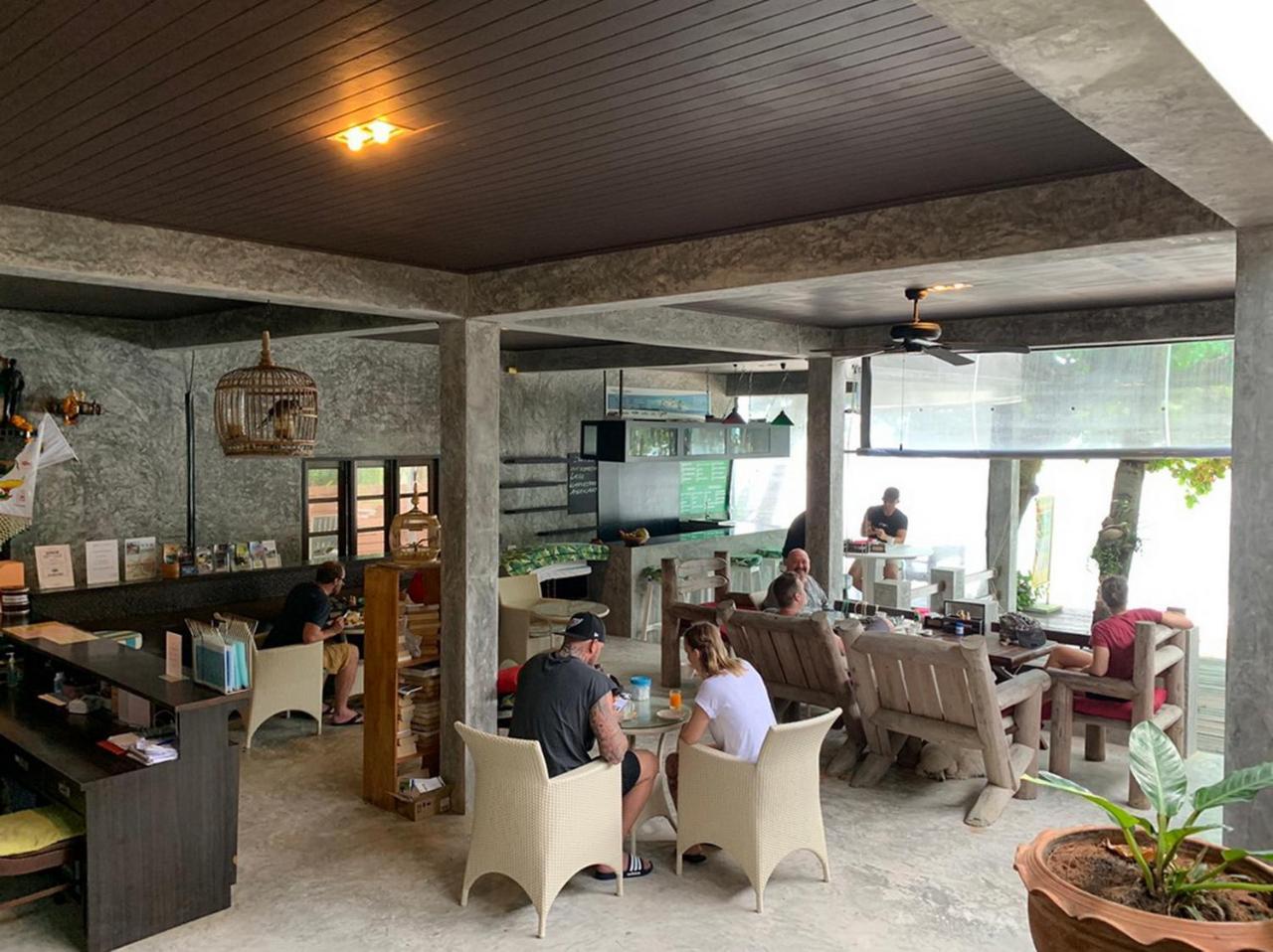 West Coast Beach Resort Ko Pha Ngan Bagian luar foto